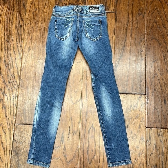 KanCan distressed skinny jeans - Picture 6 of 7